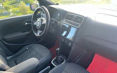 Volkswagen Polo VI (EU Market), 2011 год, 270 000 рублей, 4 фотография