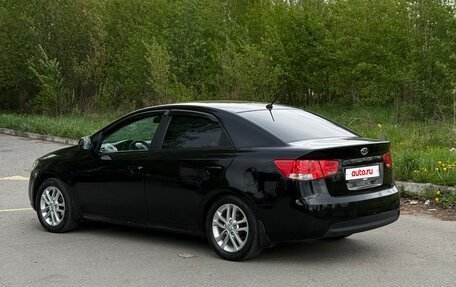 KIA Cerato III, 2011 год, 700 000 рублей, 3 фотография