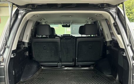 Toyota Land Cruiser 200, 2018 год, 7 450 000 рублей, 8 фотография