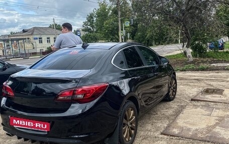 Opel Astra J, 2013 год, 1 200 000 рублей, 2 фотография