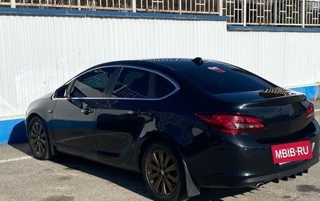Opel Astra J, 2013 год, 1 200 000 рублей, 6 фотография