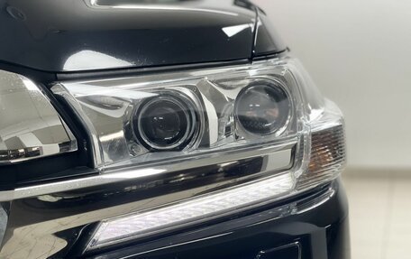Toyota Land Cruiser 200, 2019 год, 6 988 000 рублей, 8 фотография