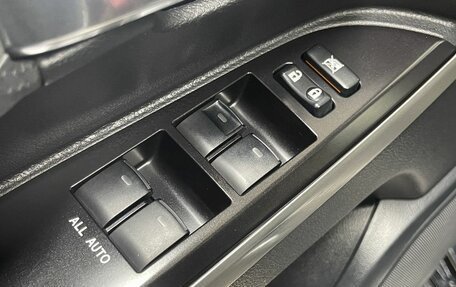 Toyota Land Cruiser 200, 2019 год, 6 988 000 рублей, 18 фотография