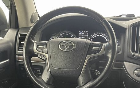 Toyota Land Cruiser 200, 2019 год, 6 988 000 рублей, 21 фотография