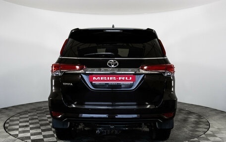 Toyota Fortuner II, 2018 год, 3 249 000 рублей, 7 фотография