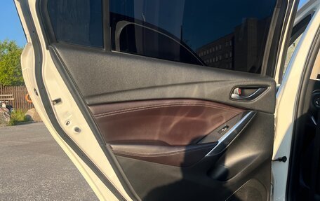 Mazda 6, 2017 год, 1 950 000 рублей, 13 фотография