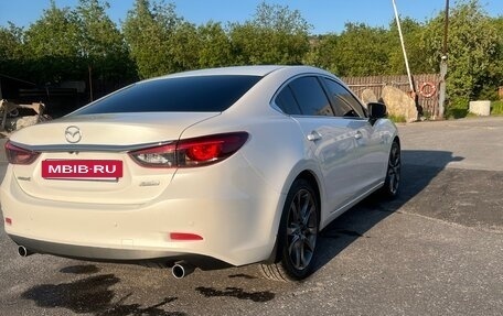 Mazda 6, 2017 год, 1 950 000 рублей, 4 фотография