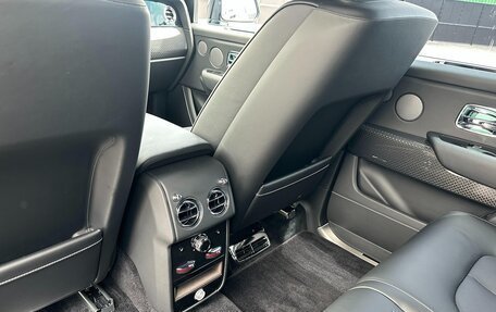 Rolls-Royce Cullinan, 2024 год, 51 500 000 рублей, 8 фотография