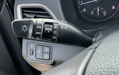 Hyundai Solaris II рестайлинг, 2018 год, 1 370 000 рублей, 5 фотография