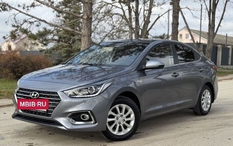Hyundai Solaris II рестайлинг, 2018 год, 1 370 000 рублей, 8 фотография