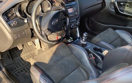 KIA cee'd GT II, 2015 год, 900 000 рублей, 6 фотография