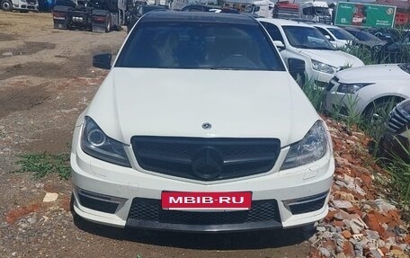 Mercedes-Benz C-Класс, 2010 год, 1 000 000 рублей, 2 фотография
