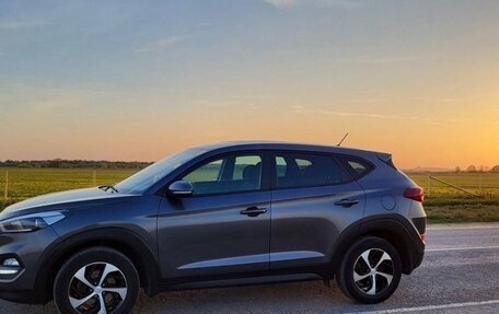 Hyundai Tucson III, 2016 год, 1 599 900 рублей, 10 фотография