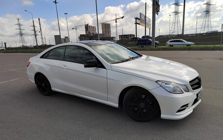 Mercedes-Benz E-Класс, 2012 год, 1 250 000 рублей, 2 фотография
