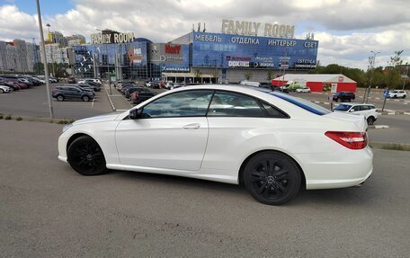 Mercedes-Benz E-Класс, 2012 год, 1 250 000 рублей, 5 фотография