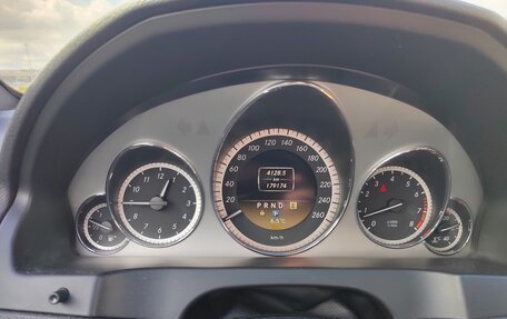 Mercedes-Benz E-Класс, 2012 год, 1 250 000 рублей, 11 фотография