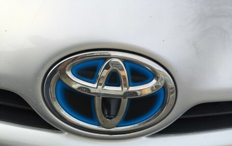Toyota Prius, 2010 год, 950 000 рублей, 5 фотография