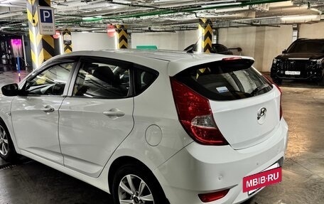 Hyundai Solaris II рестайлинг, 2013 год, 985 000 рублей, 5 фотография
