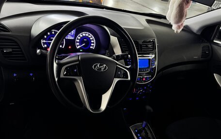 Hyundai Solaris II рестайлинг, 2013 год, 985 000 рублей, 11 фотография