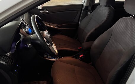 Hyundai Solaris II рестайлинг, 2013 год, 985 000 рублей, 10 фотография
