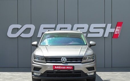 Volkswagen Tiguan II, 2017 год, 2 630 000 рублей, 3 фотография
