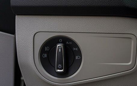 Volkswagen Tiguan II, 2017 год, 2 630 000 рублей, 19 фотография