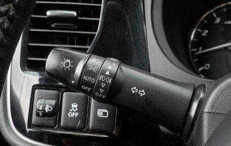 Mitsubishi Outlander III рестайлинг 3, 2019 год, 2 468 000 рублей, 18 фотография