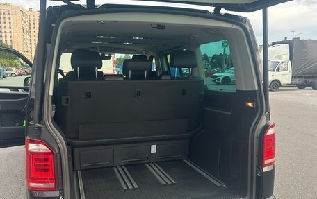 Volkswagen Multivan T6 рестайлинг, 2016 год, 3 489 000 рублей, 13 фотография
