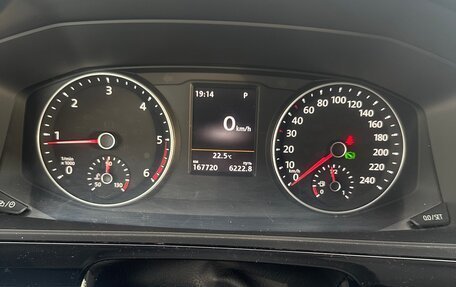 Volkswagen Multivan T6 рестайлинг, 2016 год, 3 489 000 рублей, 16 фотография