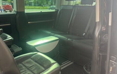Volkswagen Multivan T6 рестайлинг, 2016 год, 3 489 000 рублей, 12 фотография
