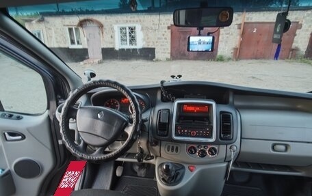 Renault Trafic, 2010 год, 1 950 000 рублей, 13 фотография