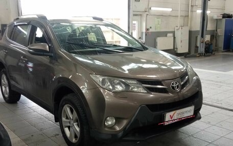 Toyota RAV4, 2013 год, 1 520 000 рублей, 2 фотография