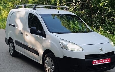 Peugeot Partner II рестайлинг 2, 2013 год, 850 000 рублей, 1 фотография