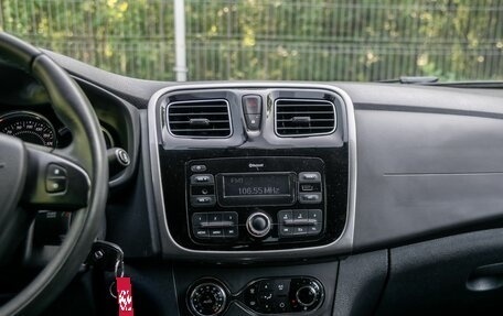 Renault Sandero II рестайлинг, 2017 год, 930 000 рублей, 7 фотография
