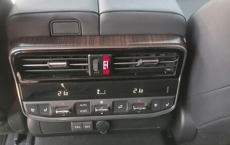 Toyota Land Cruiser, 2024 год, 12 900 000 рублей, 15 фотография
