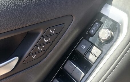 Toyota Land Cruiser, 2024 год, 12 900 000 рублей, 22 фотография