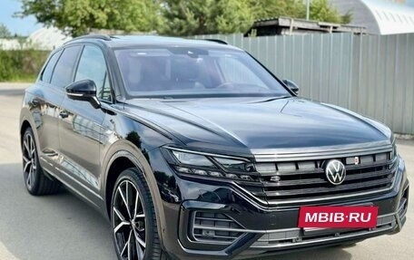 Volkswagen Touareg III, 2019 год, 6 850 000 рублей, 2 фотография