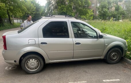 Renault Logan I, 2015 год, 285 000 рублей, 4 фотография