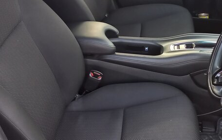 Honda Vezel, 2016 год, 1 550 000 рублей, 9 фотография