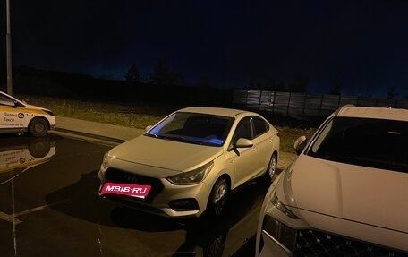 Hyundai Solaris II рестайлинг, 2018 год, 1 010 000 рублей, 2 фотография