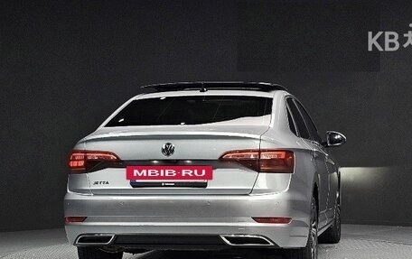 Volkswagen Jetta VII, 2021 год, 2 600 000 рублей, 3 фотография