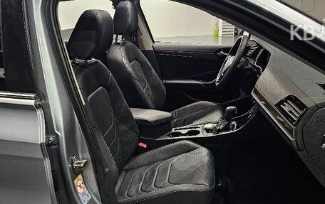 Volkswagen Jetta VII, 2021 год, 2 600 000 рублей, 10 фотография