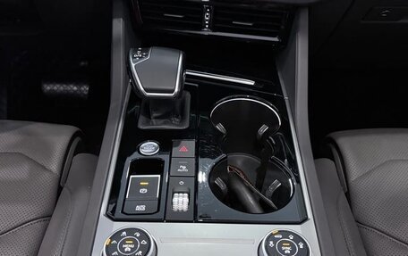 Volkswagen Touareg III, 2021 год, 5 600 000 рублей, 9 фотография