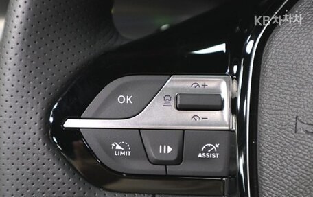 Peugeot 408, 2024 год, 3 800 000 рублей, 14 фотография