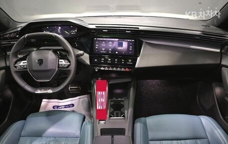 Peugeot 408, 2024 год, 3 800 000 рублей, 6 фотография