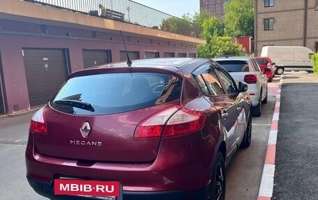 Renault Megane III, 2014 год, 990 000 рублей, 3 фотография