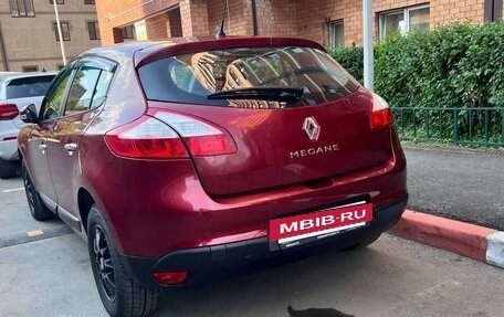 Renault Megane III, 2014 год, 990 000 рублей, 4 фотография