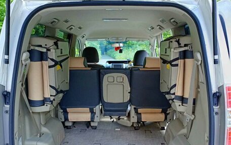 Toyota Noah III, 2009 год, 1 550 000 рублей, 9 фотография
