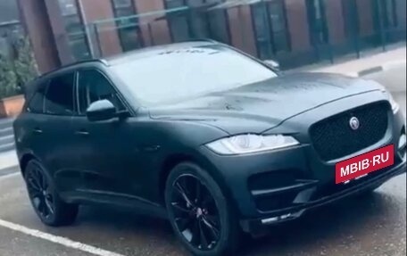 Jaguar F-Pace, 2019 год, 2 990 000 рублей, 3 фотография
