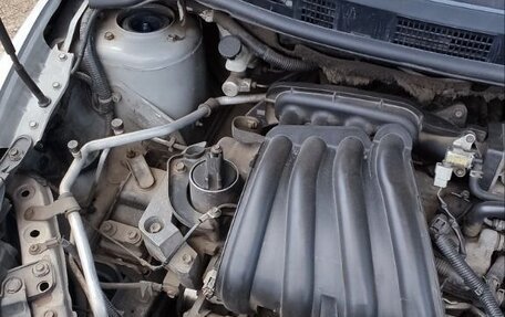 Nissan Tiida, 2004 год, 535 000 рублей, 19 фотография